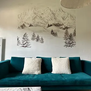 https://confortable-appartement-rnov-centre-villard-de-lans.hotels-rhonealpes.com